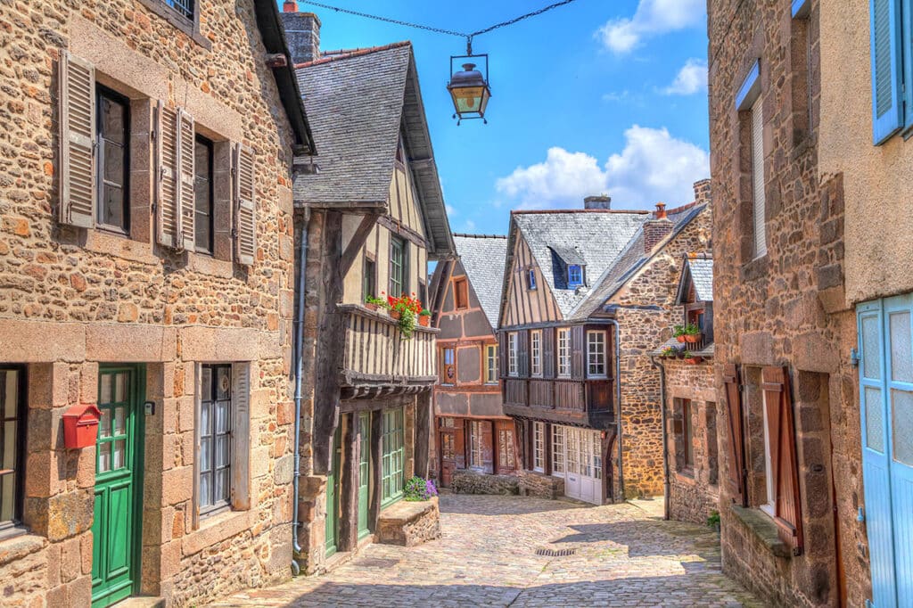 visiter dinan a velo