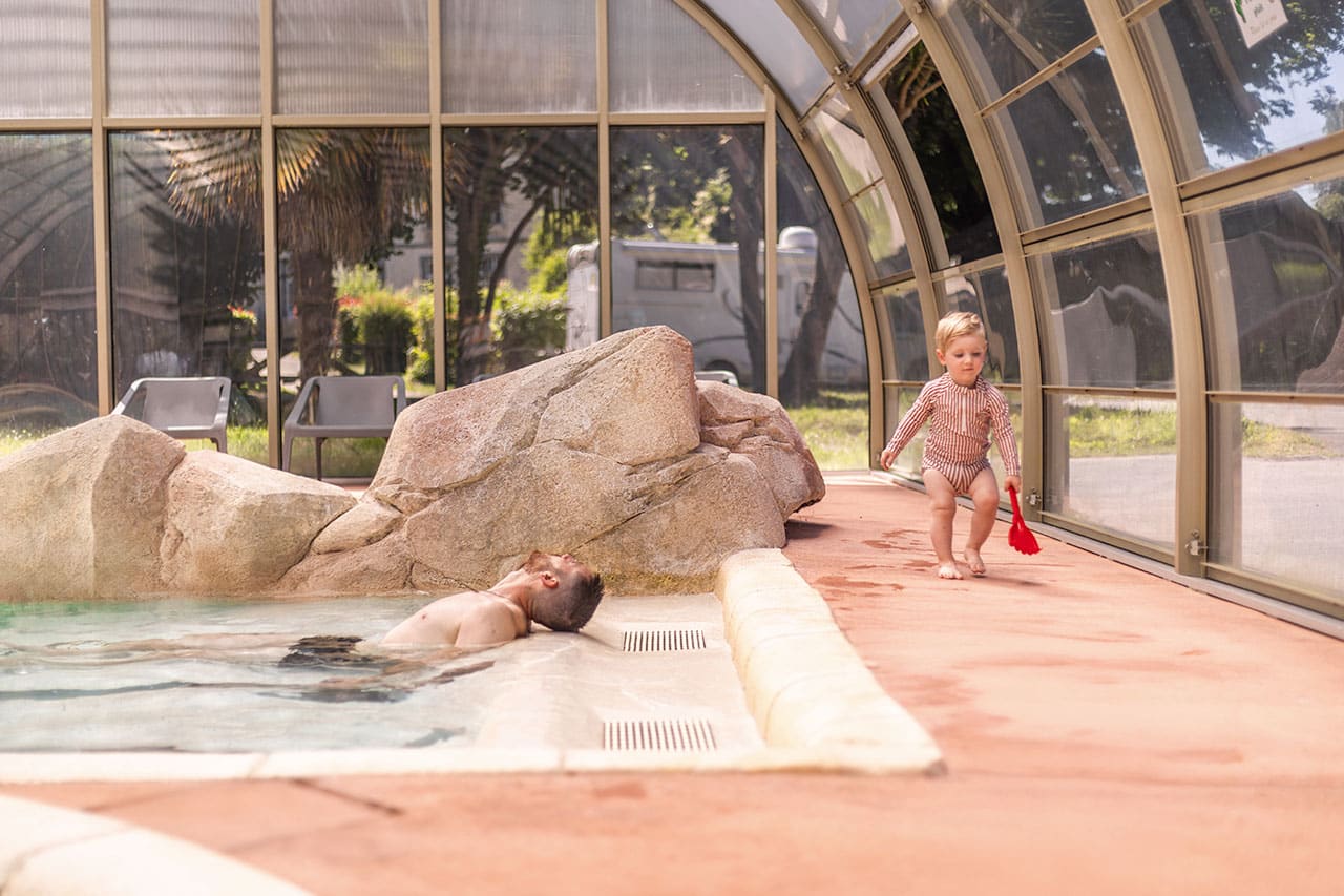 camping ville huchet piscine